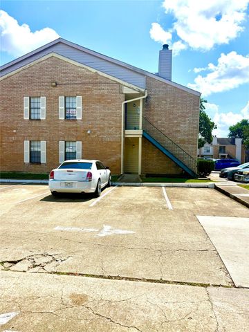 14600 Fonmeadow Drive 1101, Houston, TX 77035