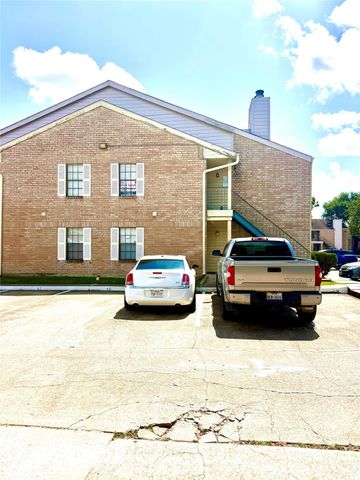 14600 Fonmeadow Drive 1101, Houston, TX 77035