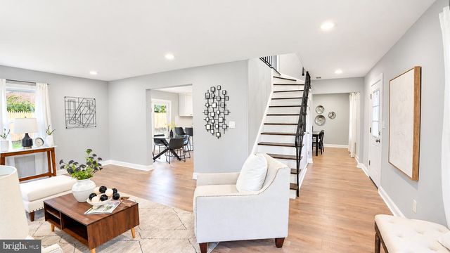 6 SHEFFIELD DR, Willingboro, NJ 08046