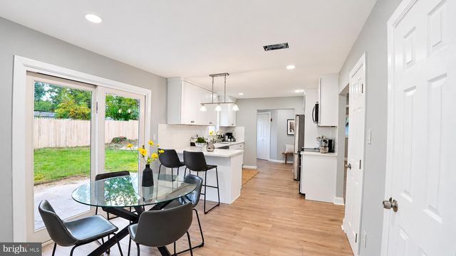 6 SHEFFIELD DR, Willingboro, NJ 08046