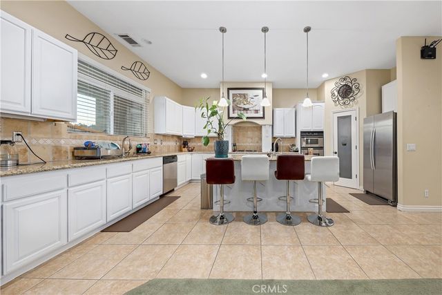 12771 Cedar, Hesperia, CA 92344