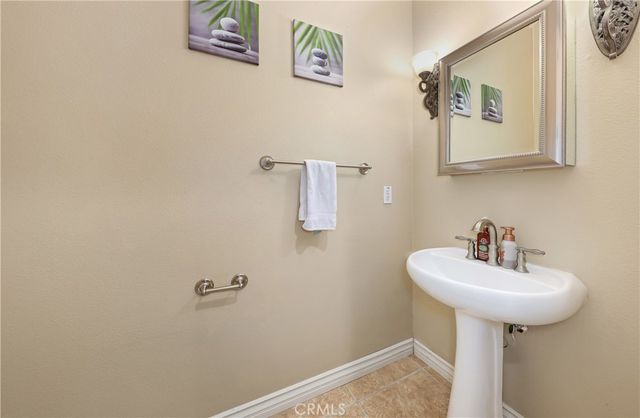 12771 Cedar, Hesperia, CA 92344