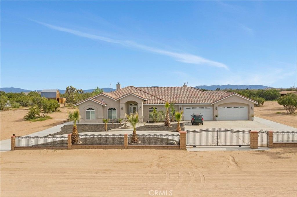 12771 Cedar, Hesperia, CA 92344