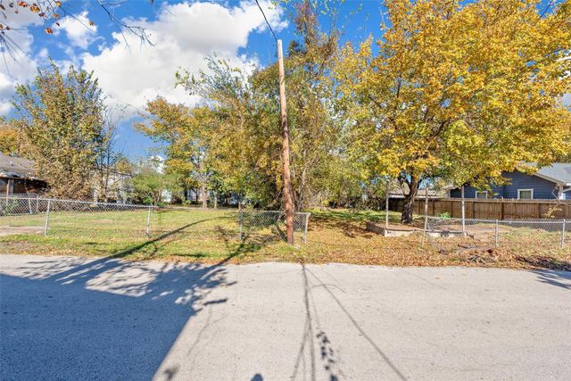 3209 Adelia Street, Houston, TX 77026