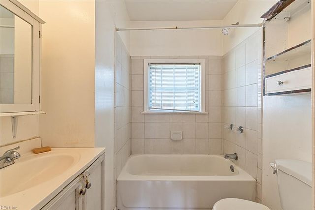 3300 Kansas AVE, Norfolk, VA 23513