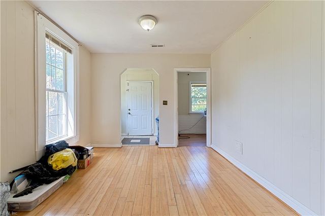 3300 Kansas AVE, Norfolk, VA 23513
