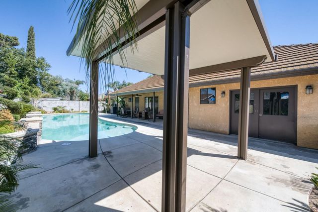 5253 E Platt Avenue, Fresno, CA 93727