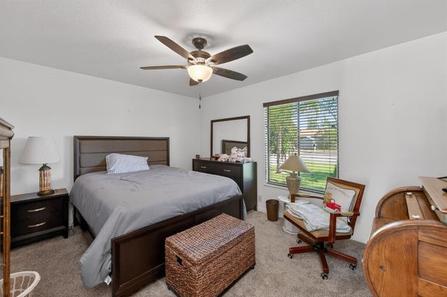 5253 E Platt Avenue, Fresno, CA 93727