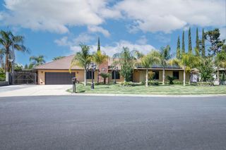 5253 E Platt Avenue, Fresno, CA 93727