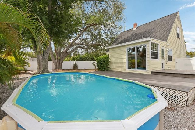 2222 51ST STREET S, Gulfport, FL 33707