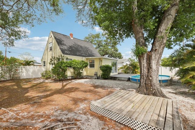 2222 51ST STREET S, Gulfport, FL 33707