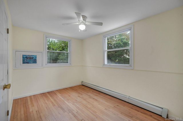 1565 10th Street, West Babylon, NY 11704