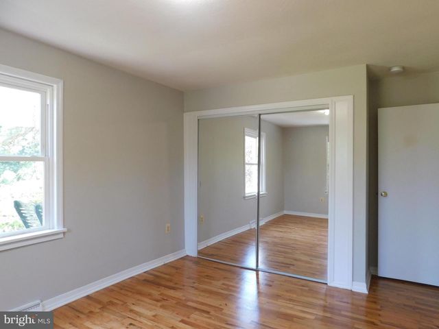 2251 SENSENY RD, Winchester, VA 22602