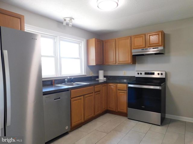 2251 SENSENY RD, Winchester, VA 22602