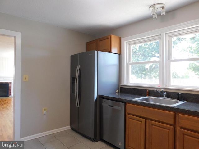 2251 SENSENY RD, Winchester, VA 22602