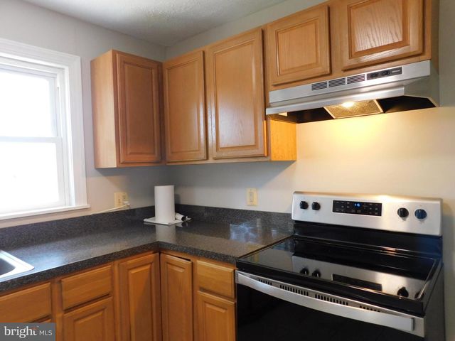 2251 SENSENY RD, Winchester, VA 22602