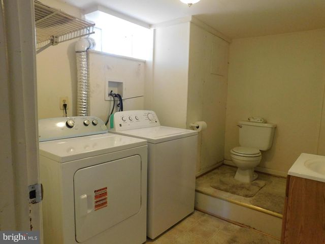 2251 SENSENY RD, Winchester, VA 22602