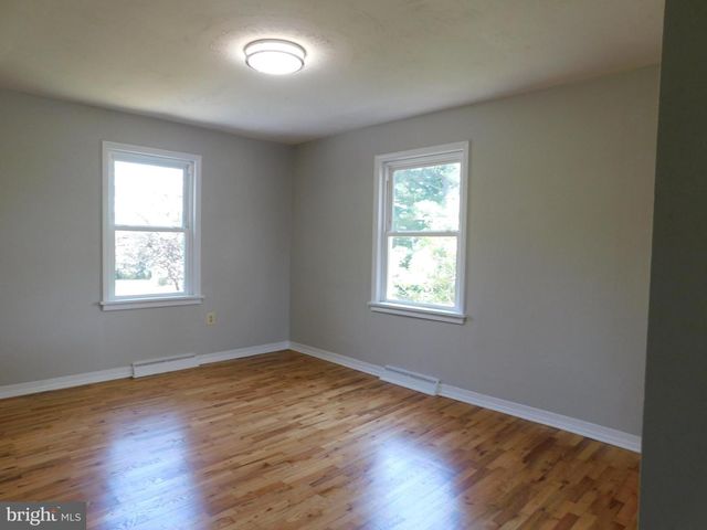 2251 SENSENY RD, Winchester, VA 22602