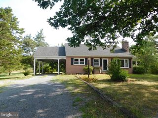 2251 SENSENY RD, Winchester, VA 22602