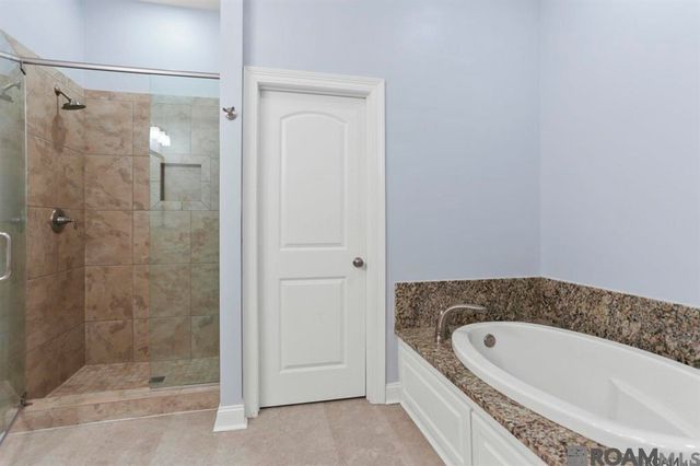 16384 Anna Belle Dr, Prairieville, LA 70769