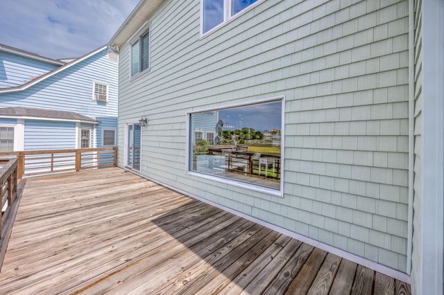 4524 Landing Rd., Little River, SC 29566
