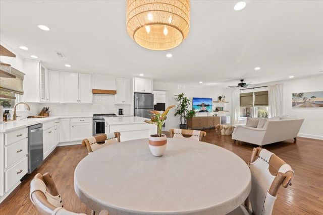 206 Freeman Street, Mount Pleasant, SC 29464