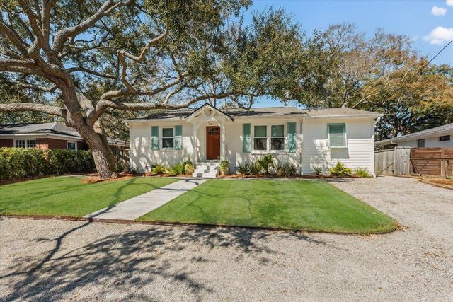 206 Freeman Street, Mount Pleasant, SC 29464