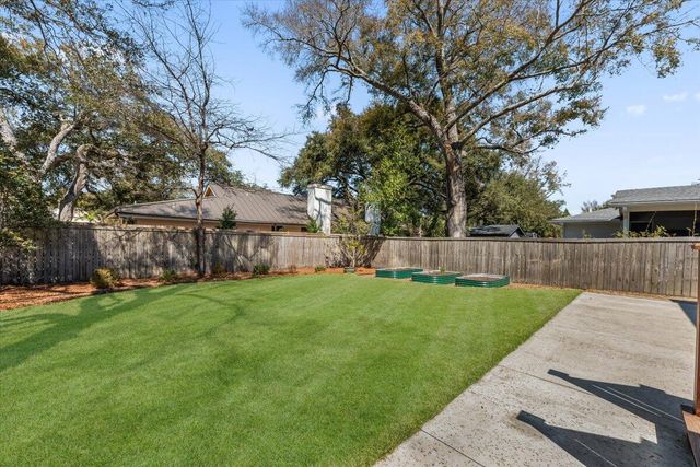 206 Freeman Street, Mount Pleasant, SC 29464