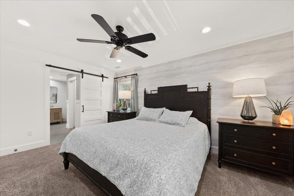 Image 13 of property listing at 206 Freeman Street, Mount Pleasant, SC 29464