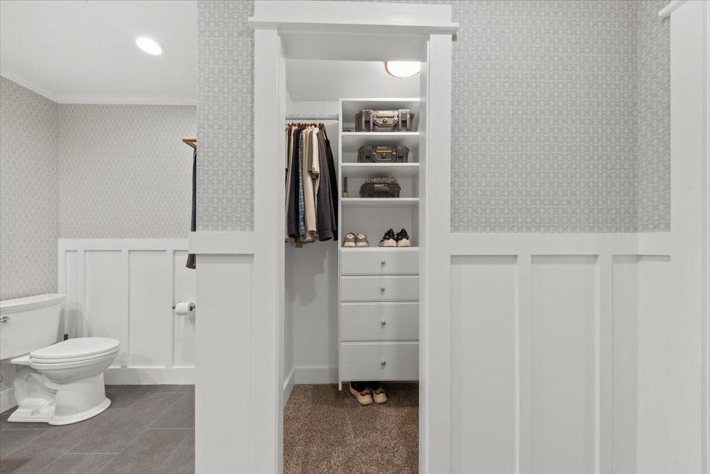 Image 17 of property listing at 206 Freeman Street, Mount Pleasant, SC 29464