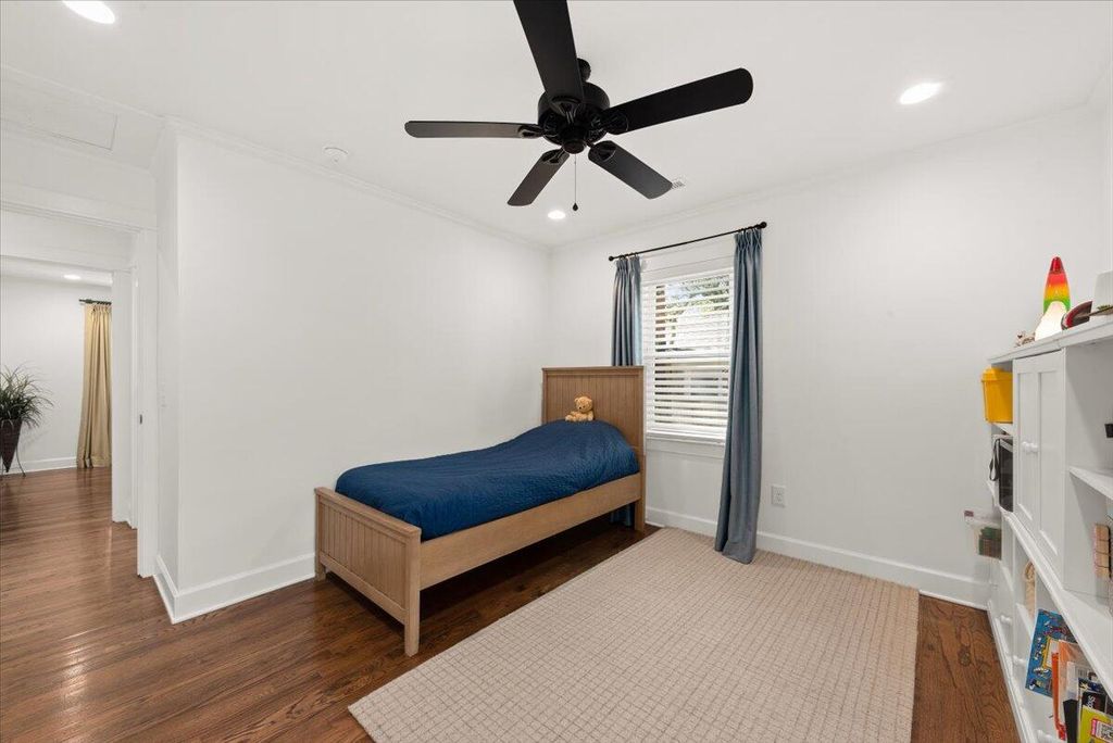 Image 22 of property listing at 206 Freeman Street, Mount Pleasant, SC 29464