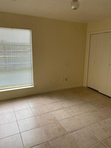 11806 Plumpoint Drive, Houston, TX 77099