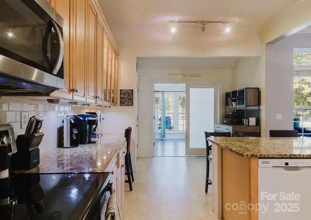 8738 Dartmoor Place, Mint Hill, NC 28227