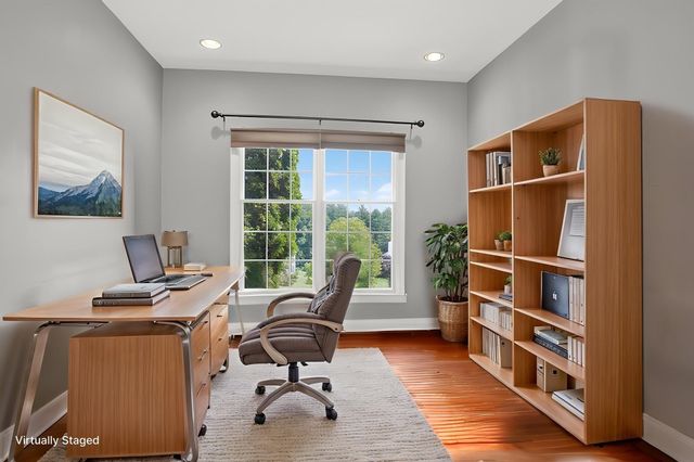 18 Valley View Dr, Grafton, MA 01536