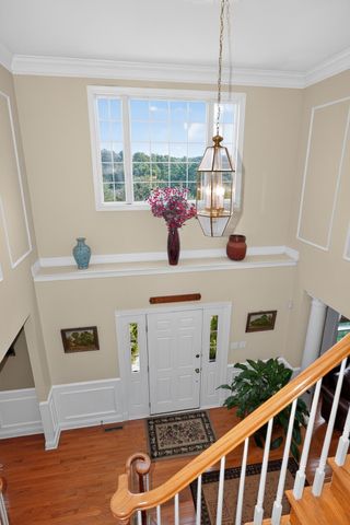 18 Valley View Dr, Grafton, MA 01536