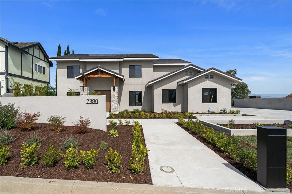 2380 Scenic Ridge, Chino Hills, CA 91709