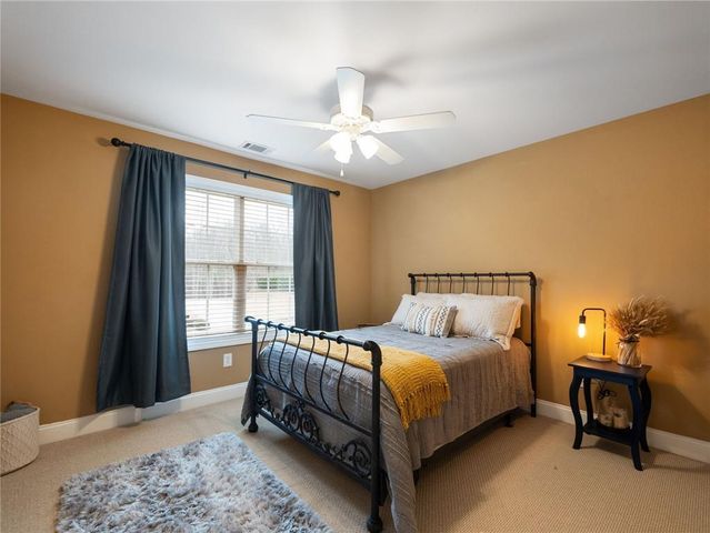 6053 Rockingham Way, Gainesville, GA 30506