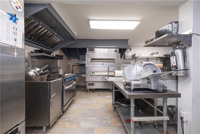 3286 Babcock Blvd, Ross Twp, PA 15237