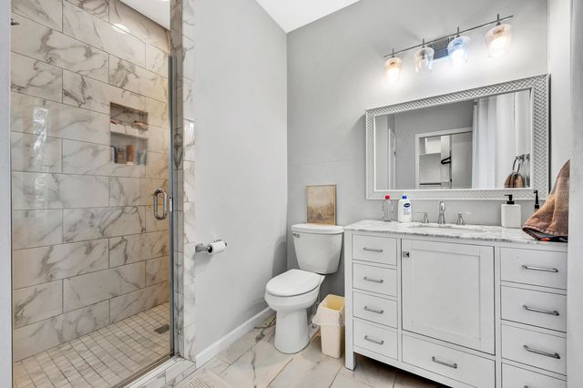 160 Blue Ridge LN, Rocky Mount, VA 24151