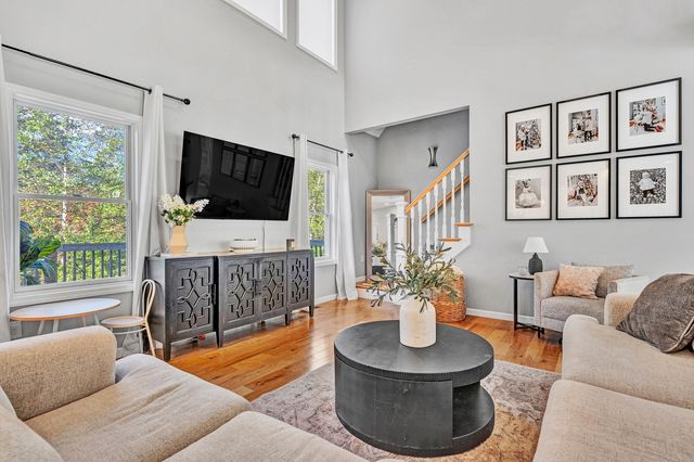 160 Blue Ridge LN, Rocky Mount, VA 24151