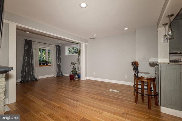 20 MEADOW RD, New Castle, DE 19720