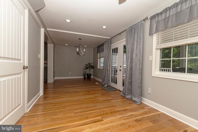 20 MEADOW RD, New Castle, DE 19720