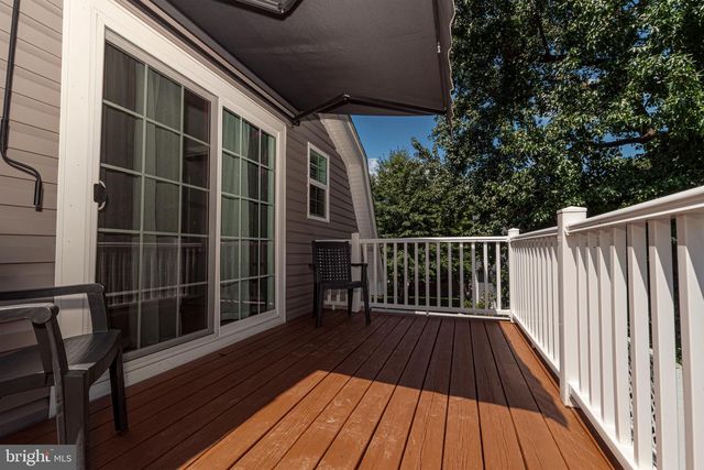 20 MEADOW RD, New Castle, DE 19720