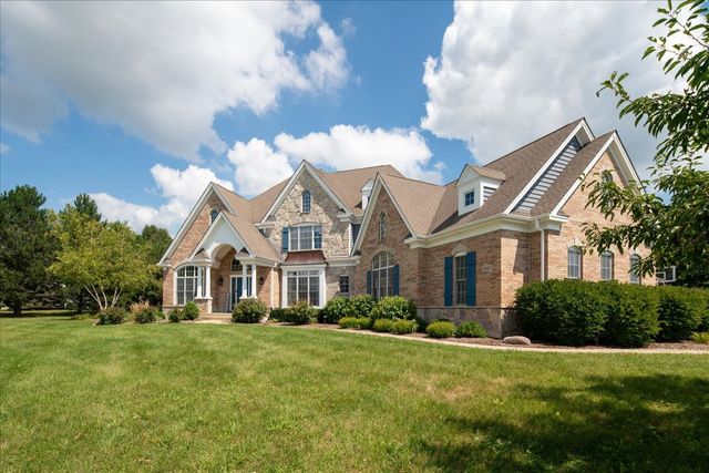 28413 W Harvest Glen Circle, Cary, IL 60013
