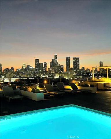 530 S Hewitt, Los Angeles, CA 90013