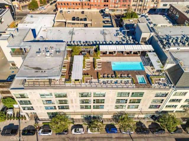 530 S Hewitt, Los Angeles, CA 90013