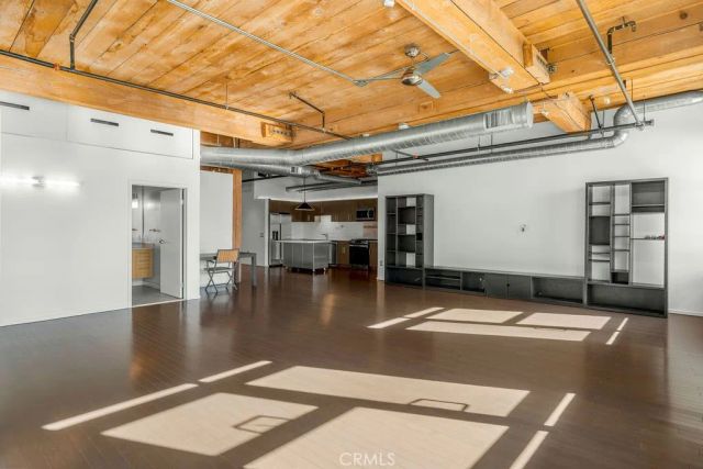 530 S Hewitt, Los Angeles, CA 90013