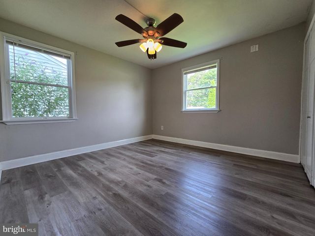 224 GUILFORD RD, Fairless Hills, PA 19030
