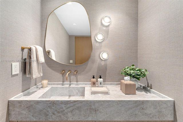 2521 Fisher Island Dr 6201, Miami Beach, FL 33109