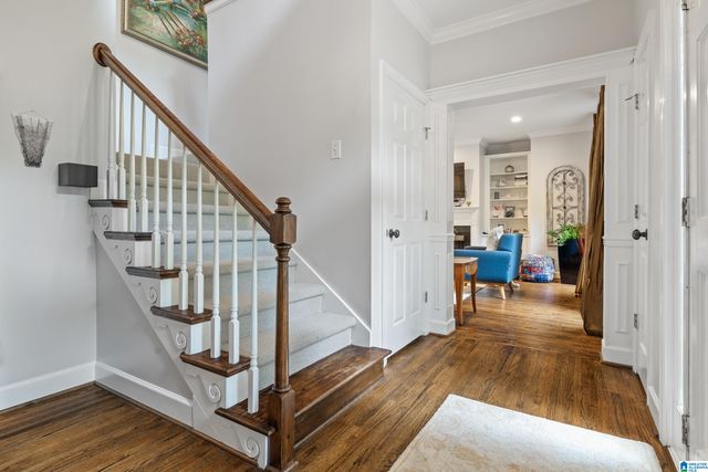 121 SOUTHVIEW LANE, Hoover, AL 35244